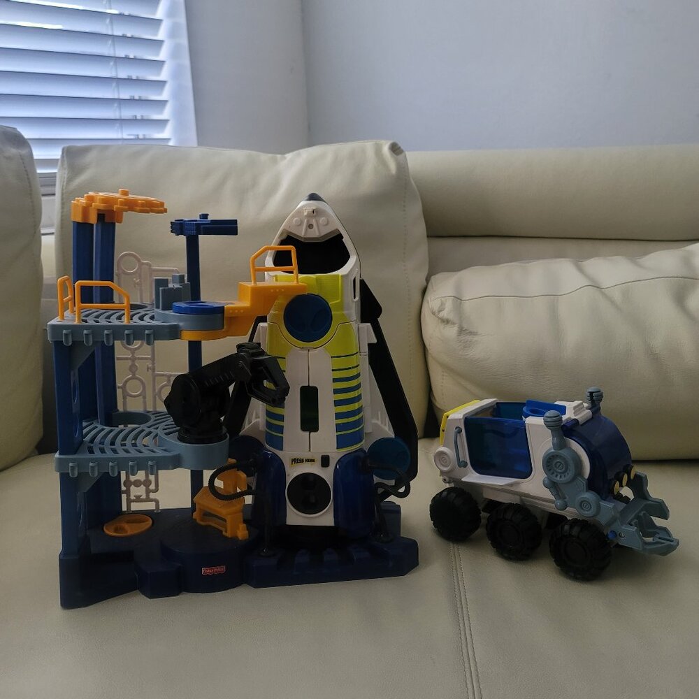 Imaginext Space Station